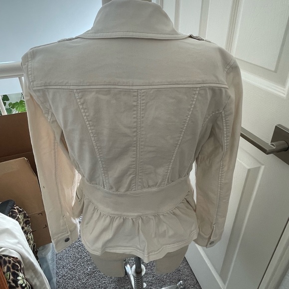 Beige denim jacket WHBM - Picture 3 of 3